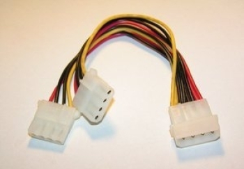 Powerkabel Y-Adapter 4pin Molex /2x 4pin Molex